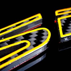 SI letters with yellow reflect lining